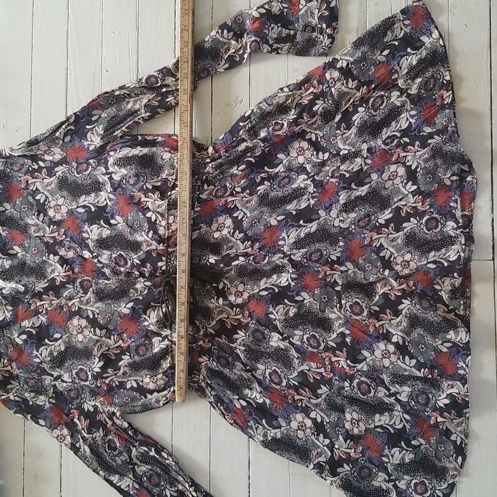 Free People - Picture 7 of 9